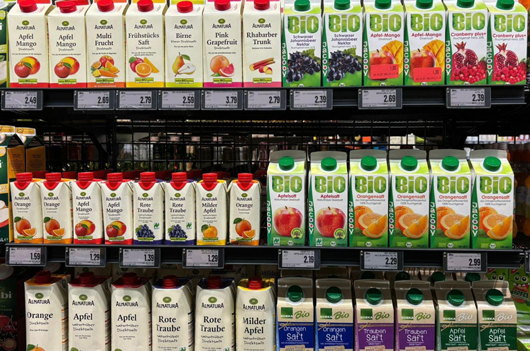 Auch zahlreiche Säfte gibt es bei EDEKA Deckenbach in Bio-Qualität