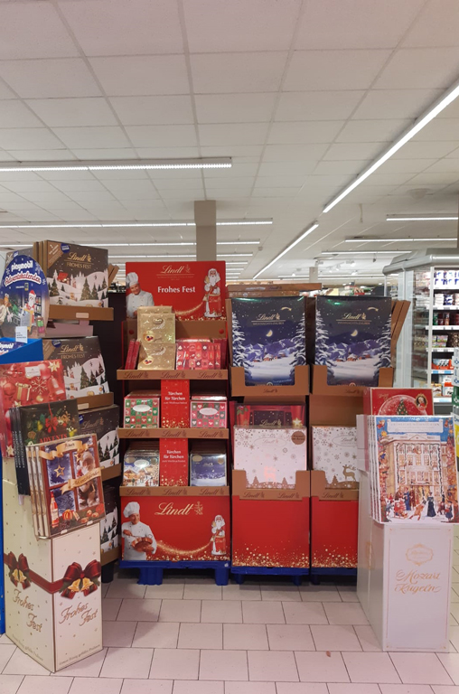 In den EDEKA-Deckenbach-Märkten wartet eine große Vielfalt an Adventskalendern für Groß und Klein