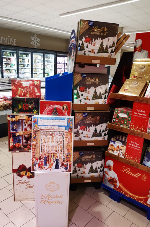 In den EDEKA-Deckenbach-Märkten wartet eine große Vielfalt an Adventskalendern für Groß und Klein