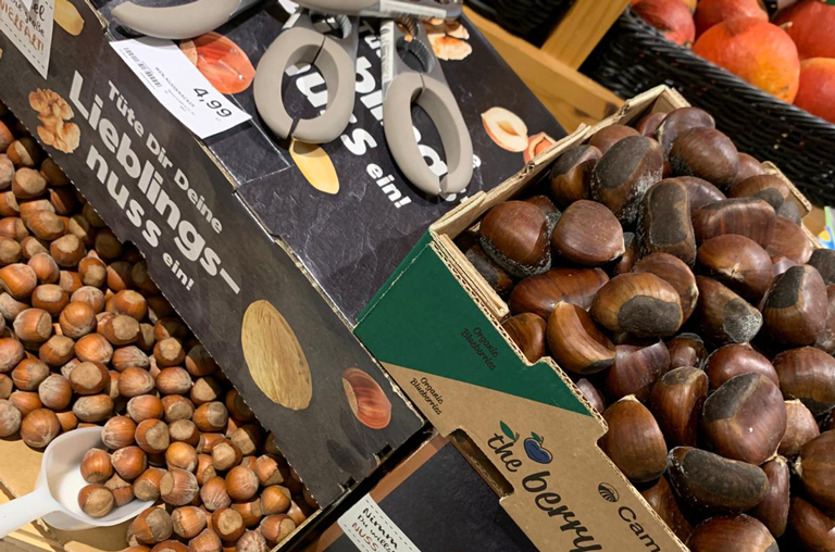 Maronen und Haselnüsse bei Deckenbach