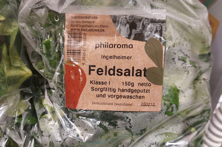 Frischer Feldsalat von Philaroma im Gemüse-Kühlregal bei EDEKA Deckenbach