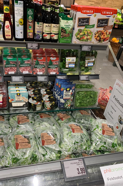 Frischer Feldsalat von Philaroma im Gemüse-Kühlregal bei EDEKA Deckenbach