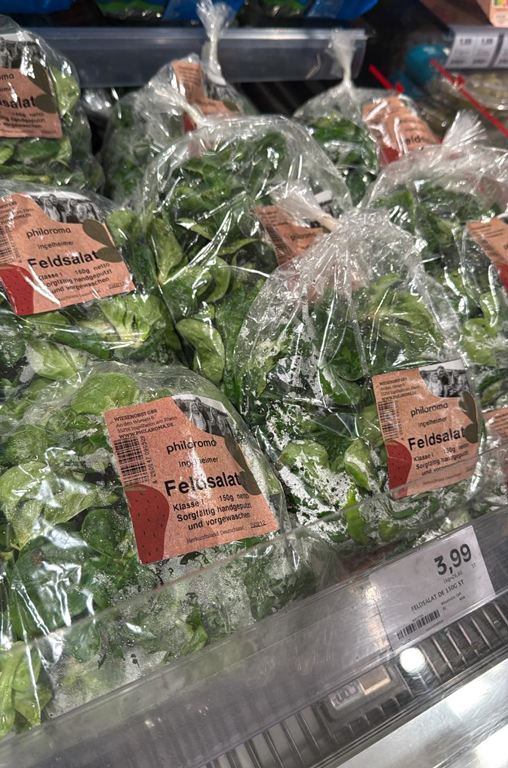 Frischer Feldsalat von Philaroma im Gemüse-Kühlregal bei EDEKA Deckenbach